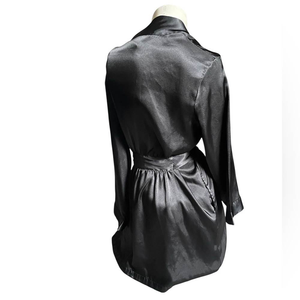 Morgan Taylor Black Satin Wrap Robe - Picture 3 of 9